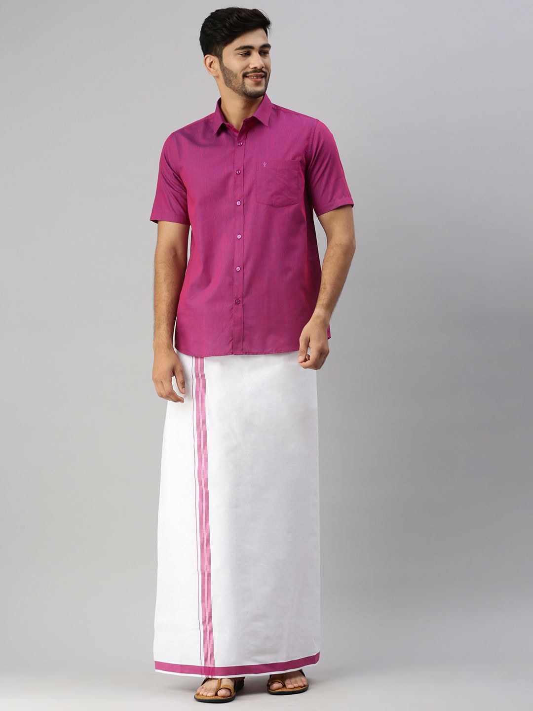 

Ramraj Short Sleeves Shirt With Border Detailed Veshti, Purple