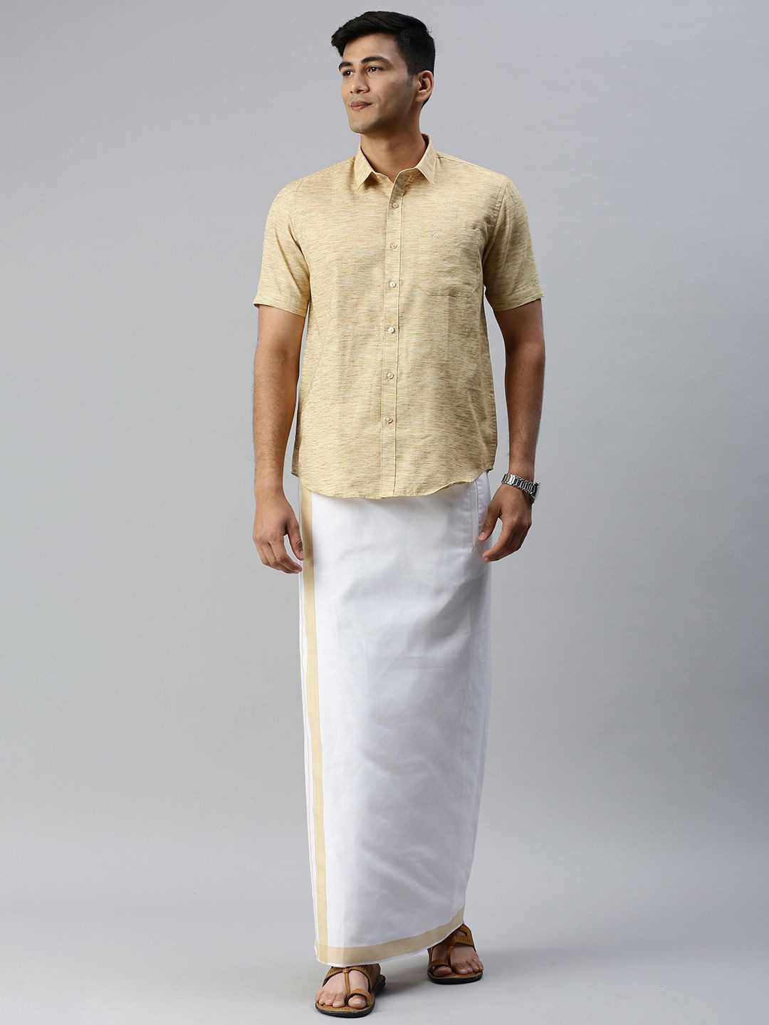 

Ramraj Short Sleeves Shirt With Border Detailed Veshti, Beige