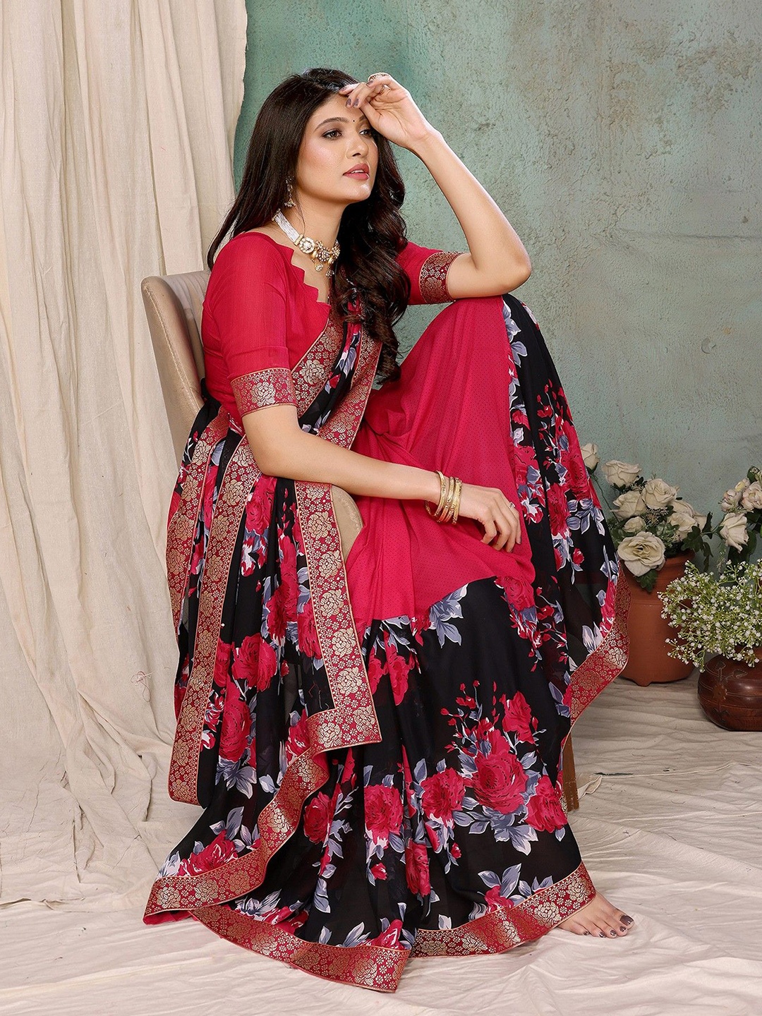 

KALINI Floral Printed Zari Saree, Pink