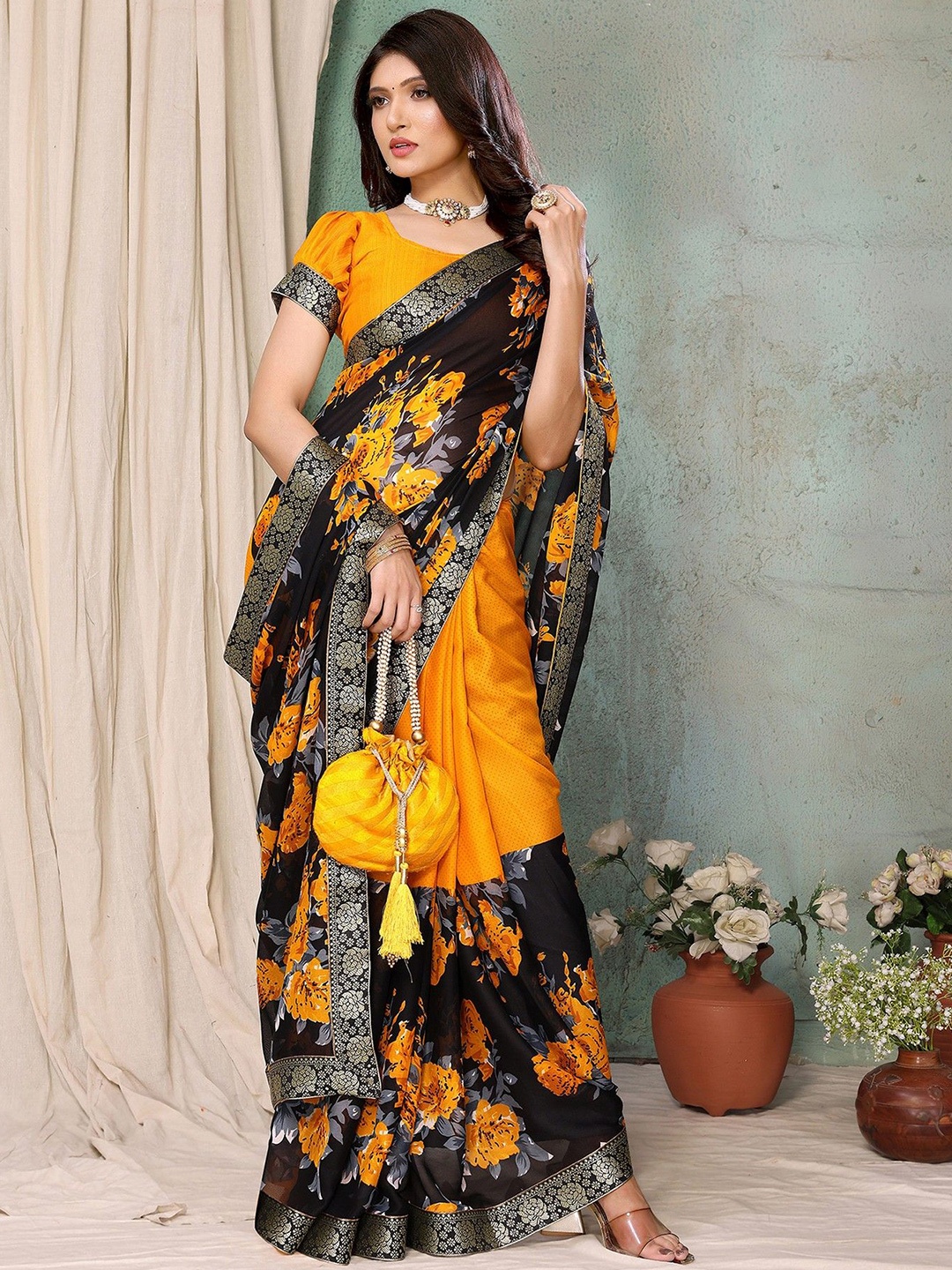

KALINI Floral Printed Saree, Yellow