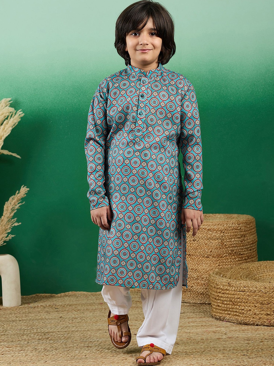 

Sangria Boys Blue Geometric Printed Mandarin Collar Cotton Straight Kurta