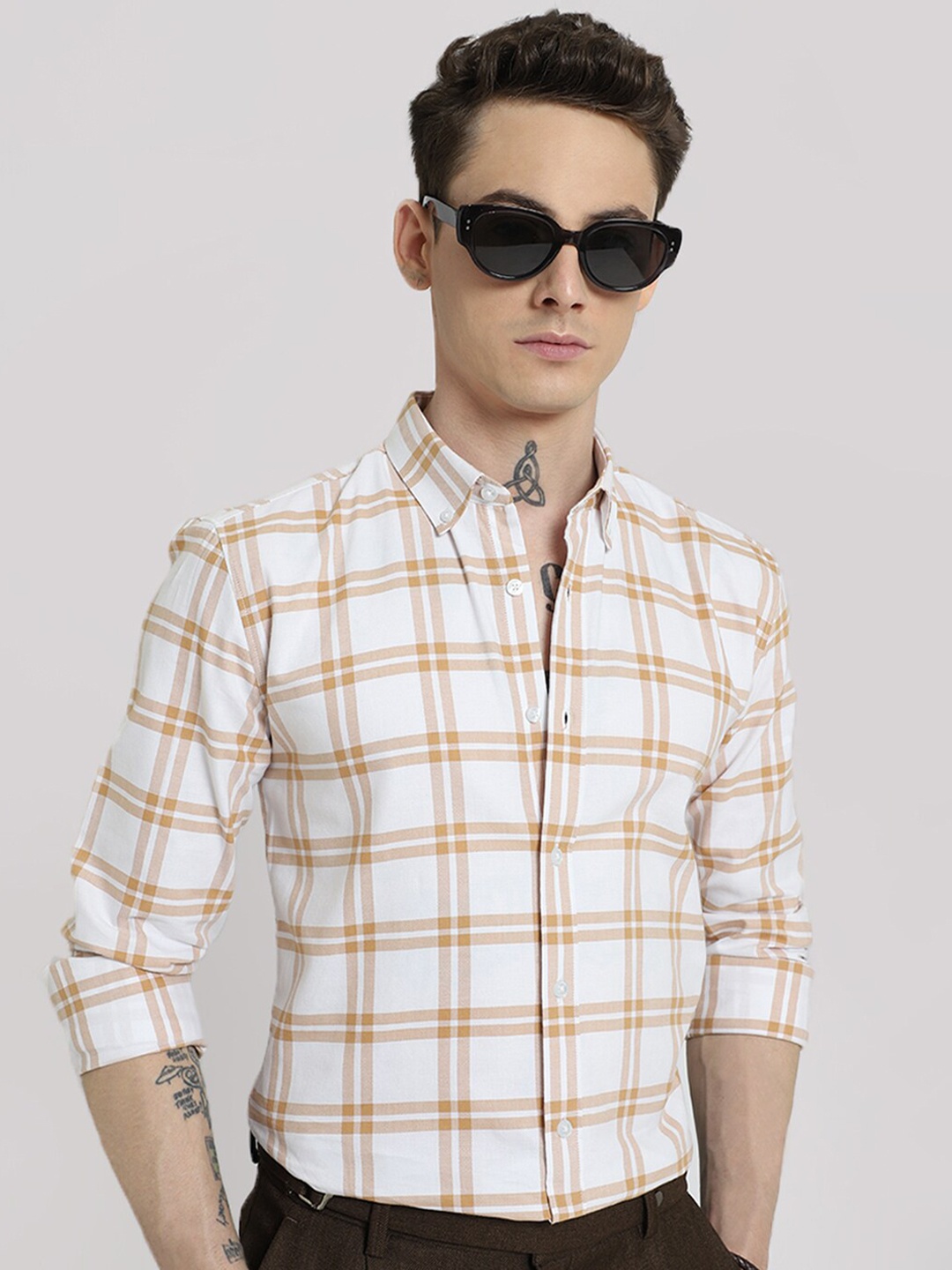 

Banana Club Men Classic Checked Casual Shirt, Brown