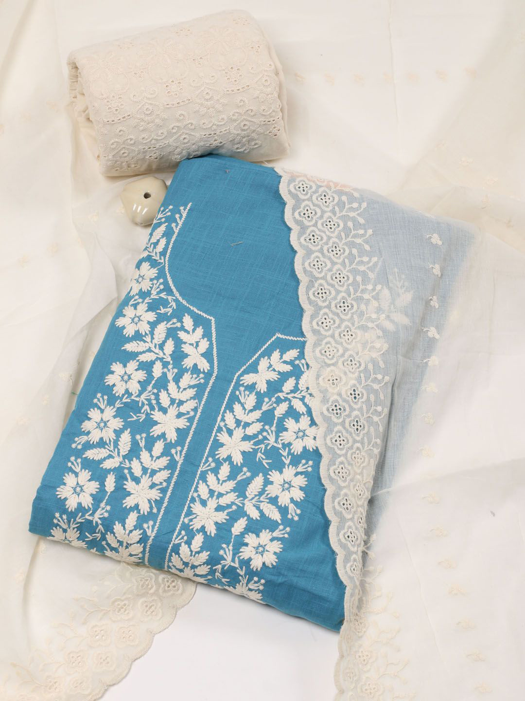 

Meena Bazaar Floral Embroidered Thread Work Unstitched Dress Material, Blue