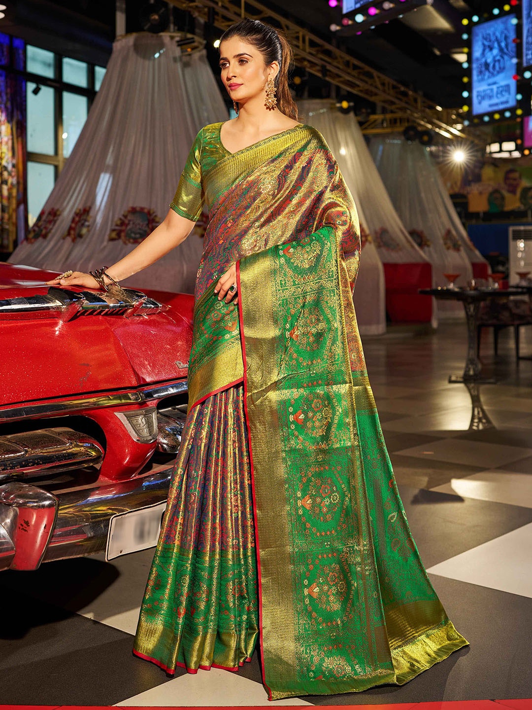 

KALINI Woven Design Zari Saree, Green