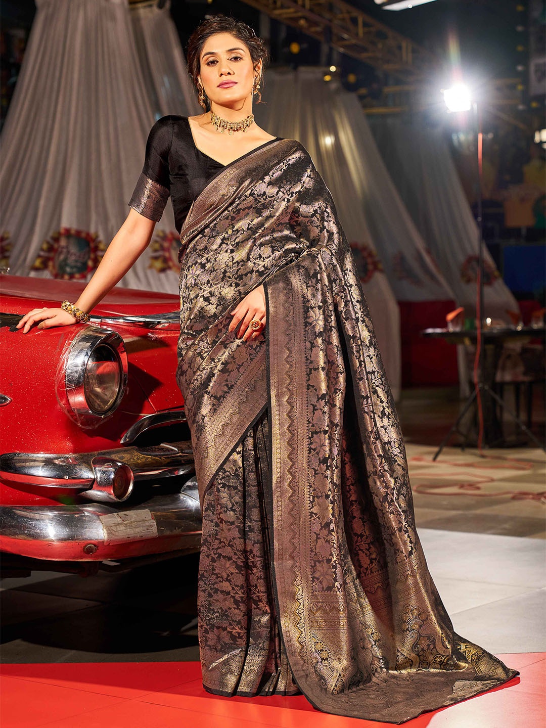 

KALINI Woven Design Zari Saree, Black