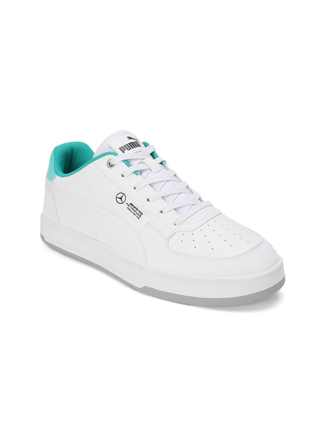 

PUMA Motorsport Unisex Mercedes-AMG F1 Caven 2.0 Perforations Sneakers, White