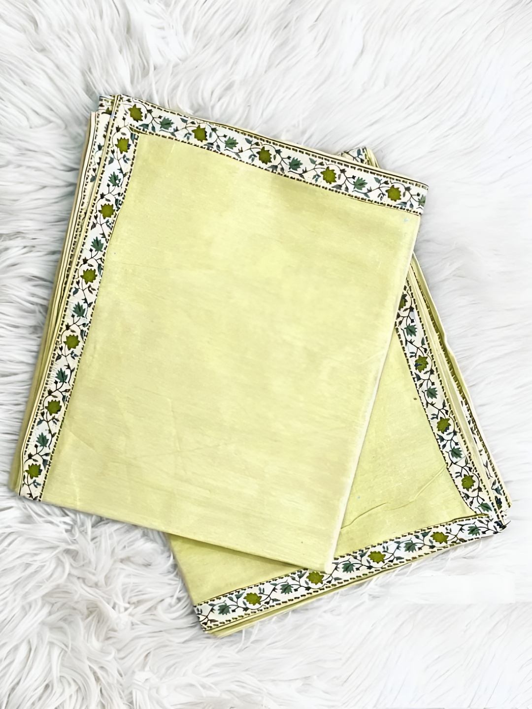 

Bajo's Yellow & Blue 2 Pieces Summer 300 GSM Pure Cotton Single Bed Dohar