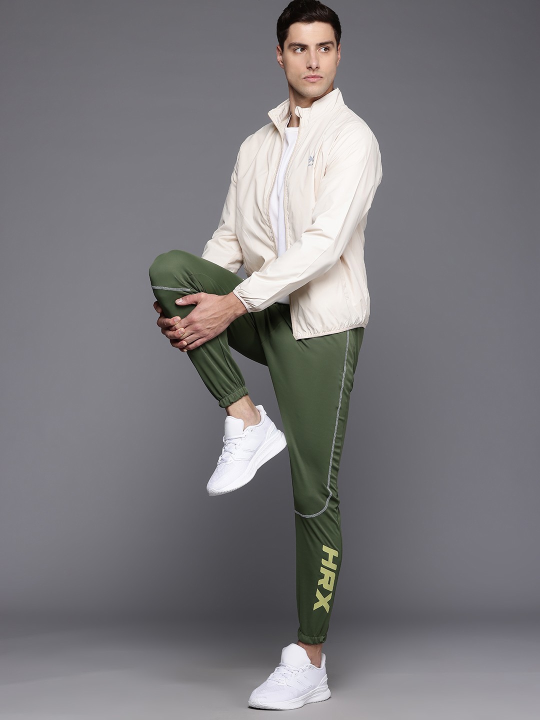 

HRX by Hrithik Roshan Men Rapid-Dry Training Joggers, Olive