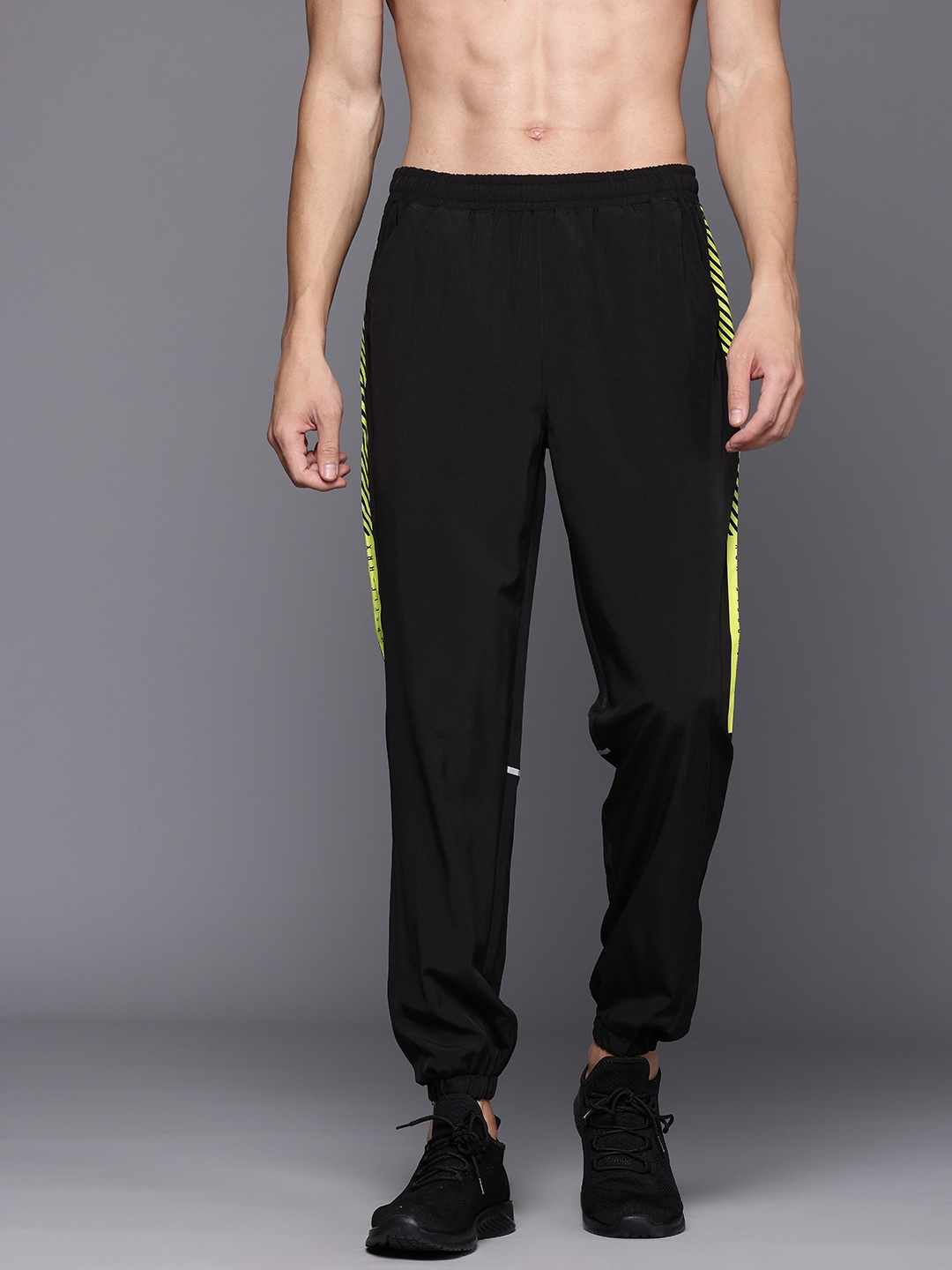 

HRX by Hrithik Roshan Men Rapid-Dry Training Joggers, Black