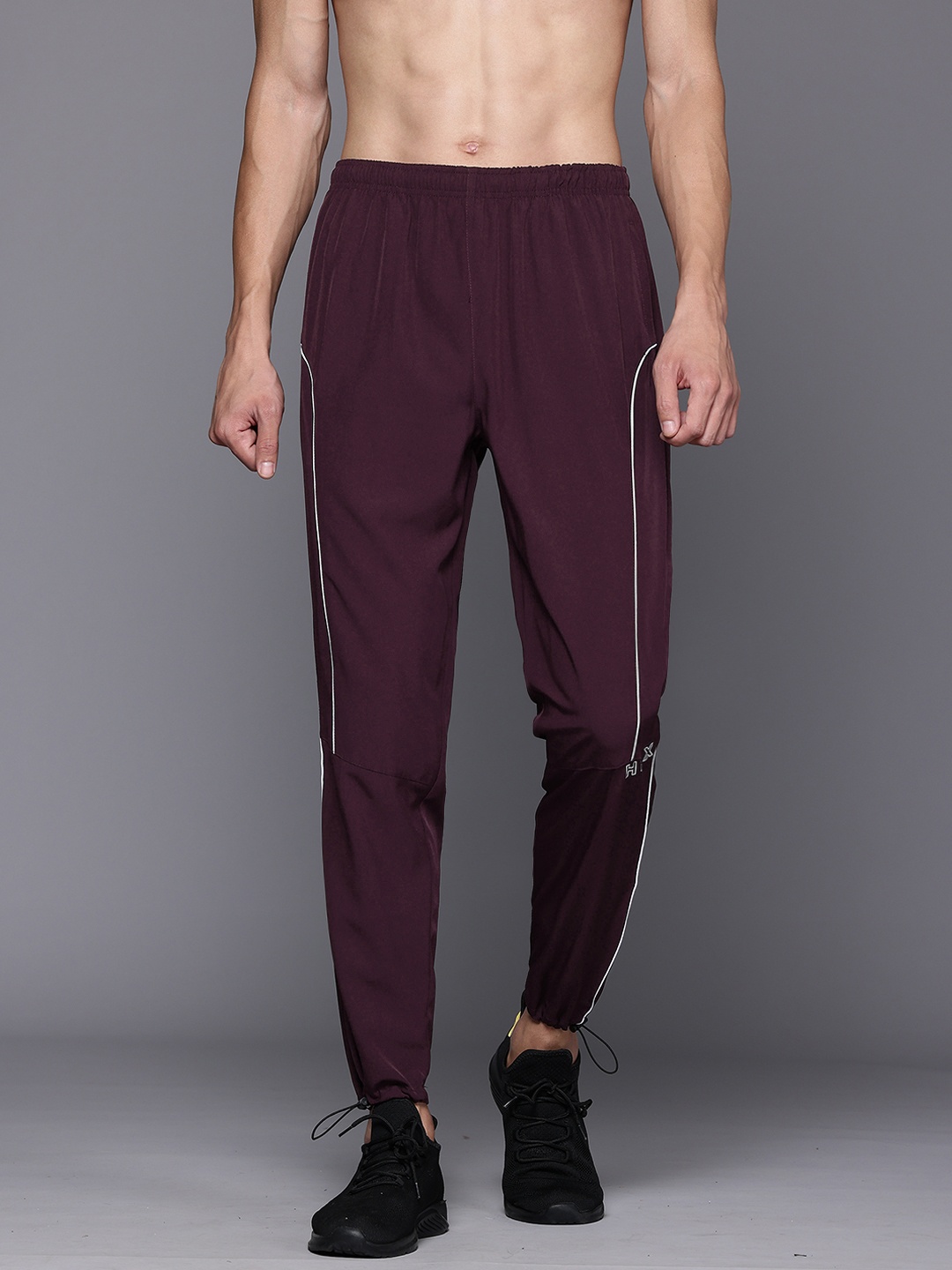 

HRX by Hrithik Roshan Men Rapid-Dry Training Joggers, Burgundy