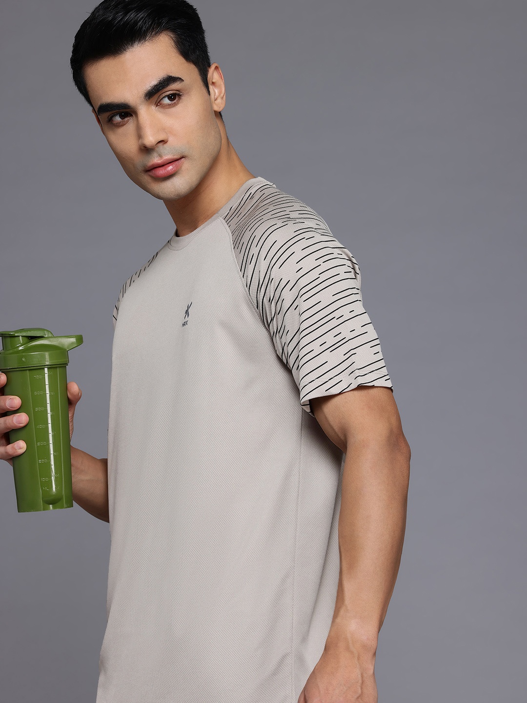 

HRX by Hrithik Roshan Rapid-Dry Printed Running T-shirt, Grey