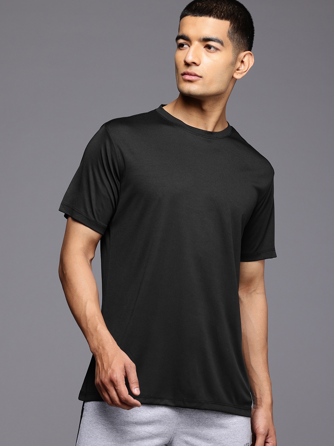 

HRX by Hrithik Roshan Rapid-Dry Running T-shirt, Black