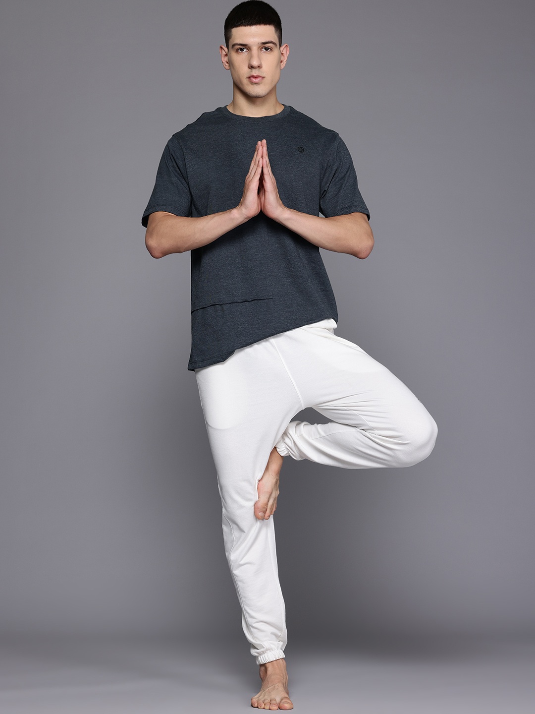 

HRX by Hrithik Roshan Relaxed Yoga T-shirt, Charcoal