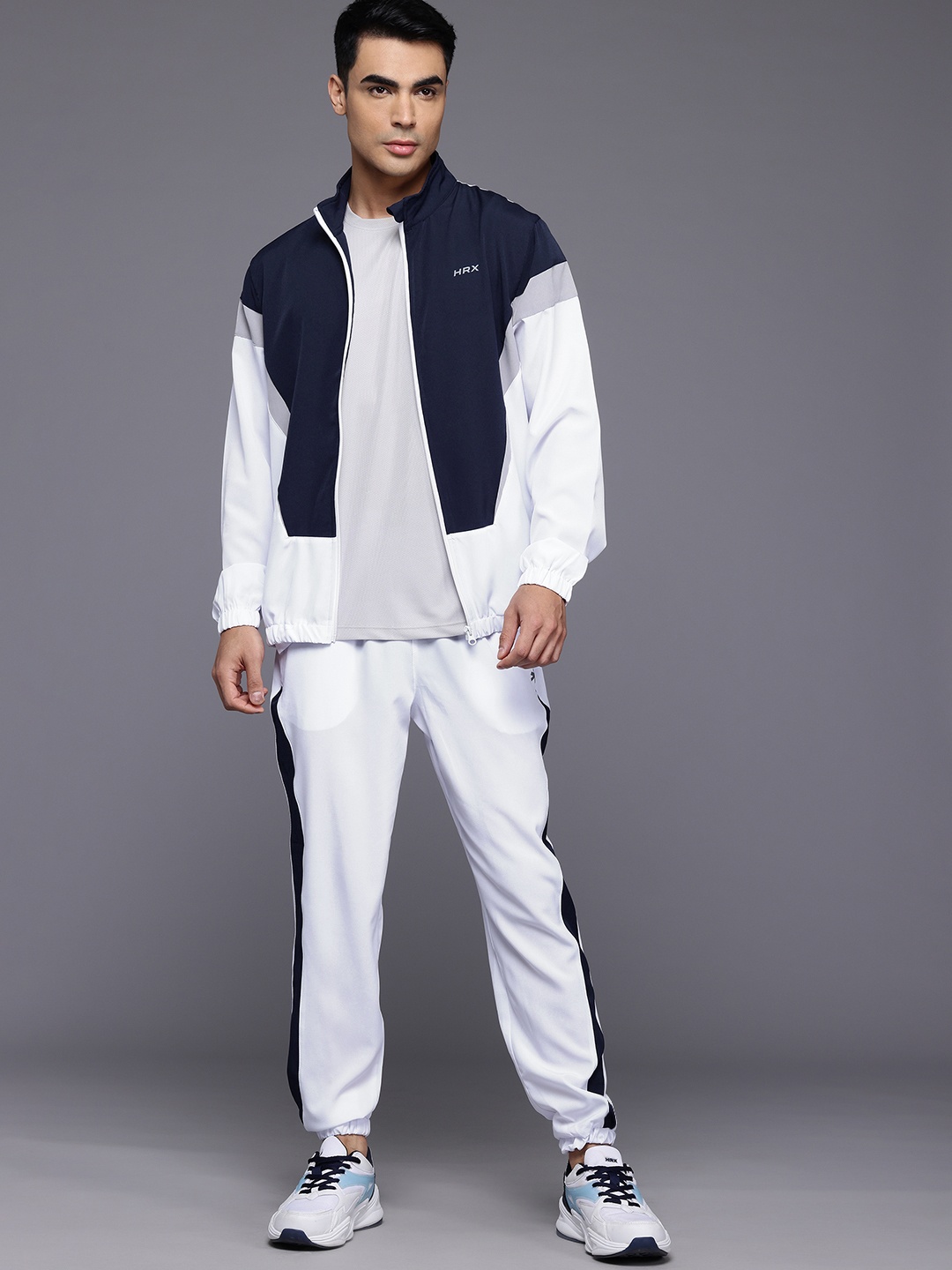 

HRX by Hrithik Roshan Colourblocked Rapid-Dry Running Tracksuit, Navy blue