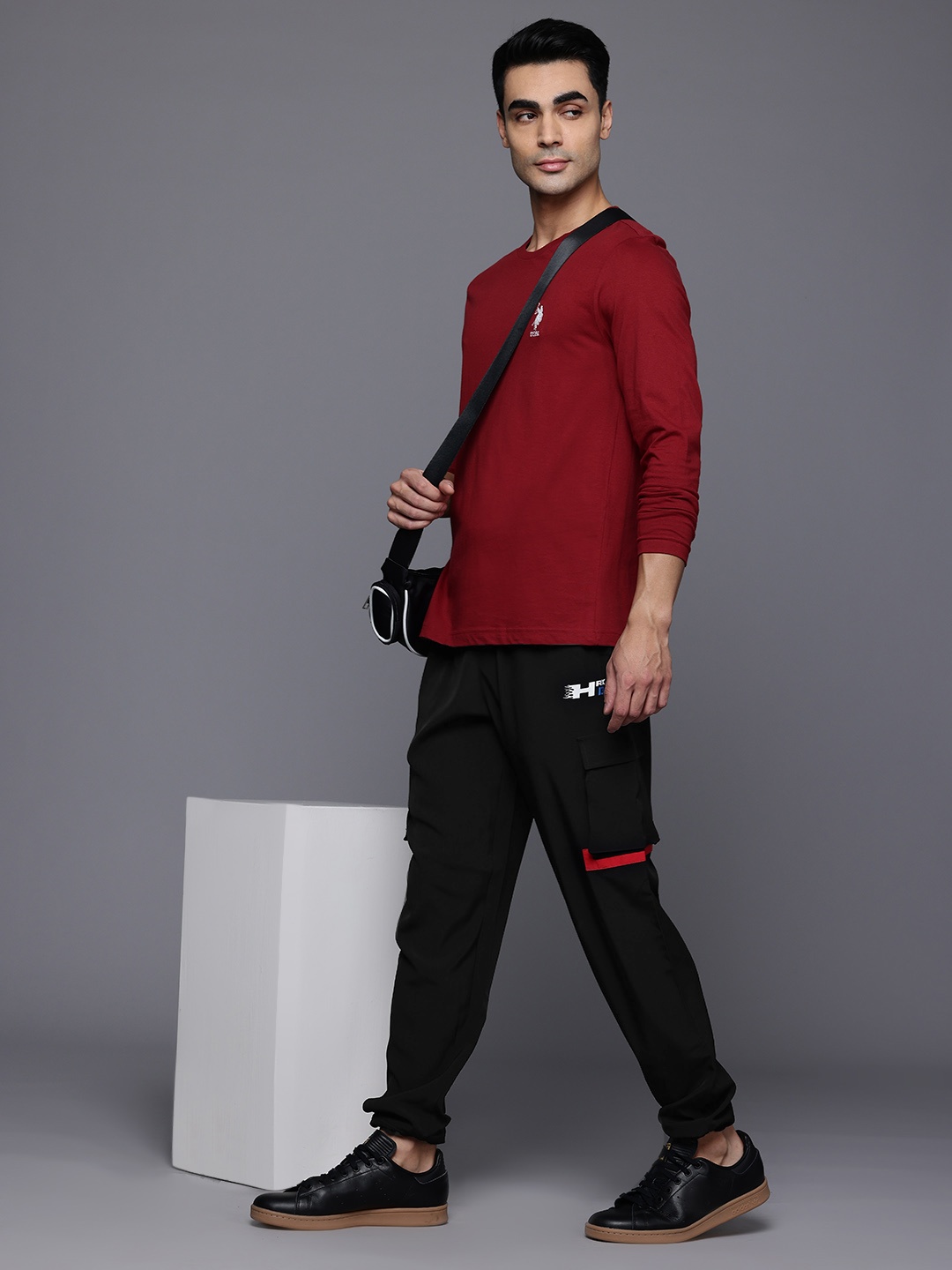 

HRX by Hrithik Roshan Men Lifestyle Joggers, Black