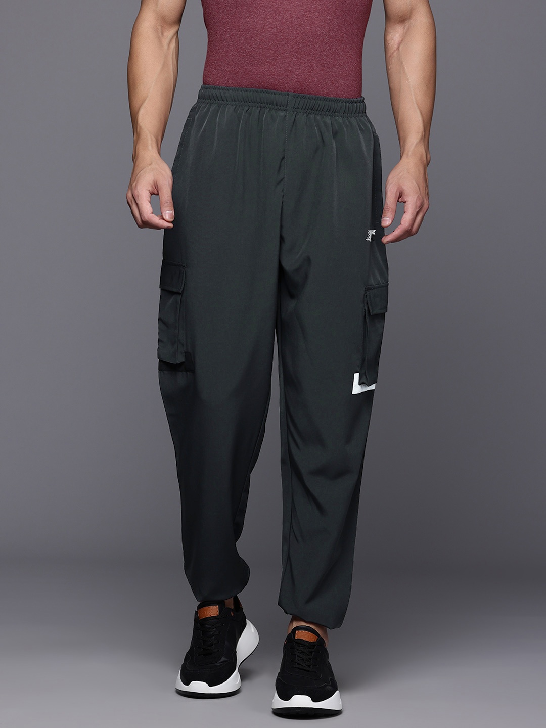 

HRX by Hrithik Roshan Men Lifestyle Joggers, Charcoal