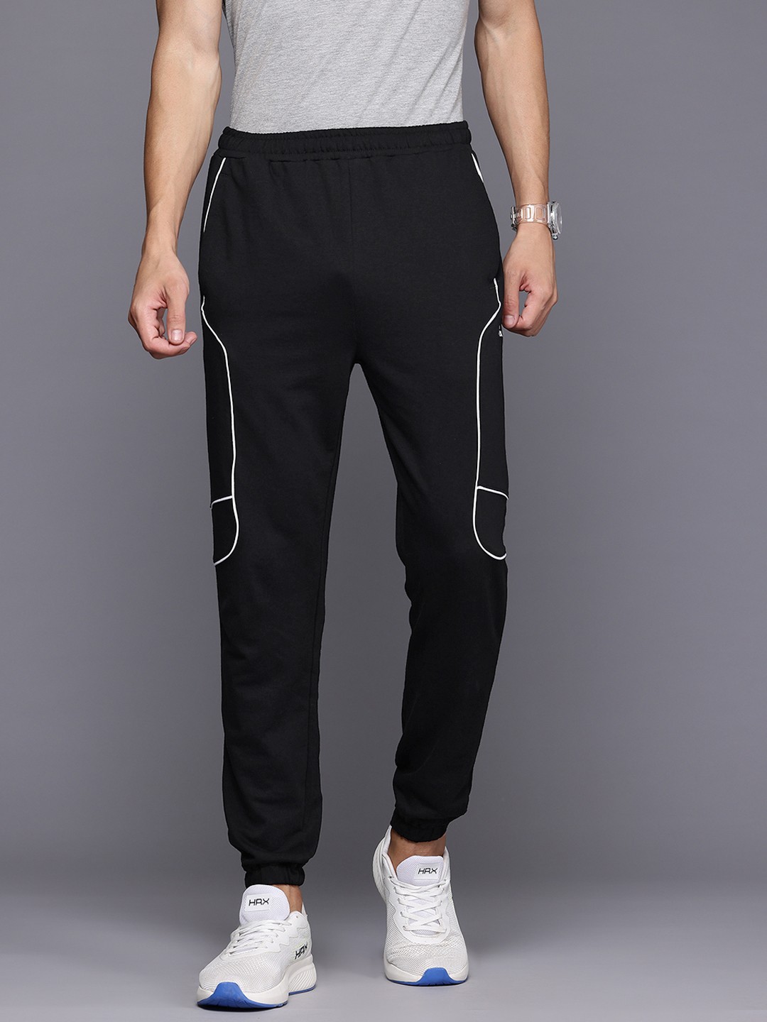

HRX by Hrithik Roshan Men Lifestyle Joggers, Black