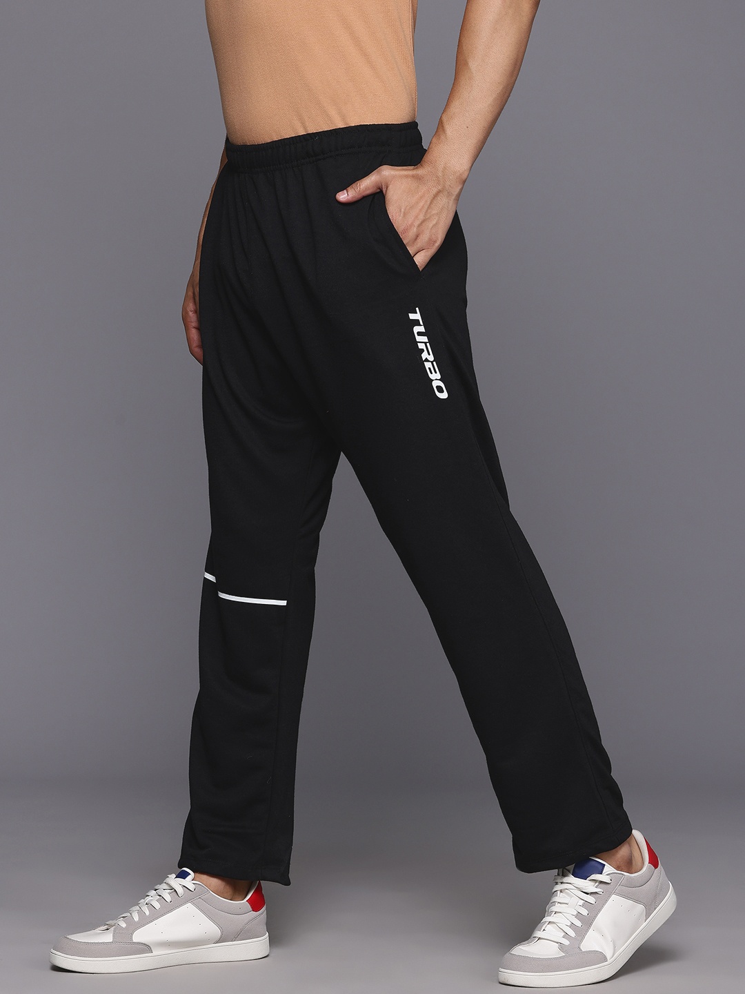 

HRX by Hrithik Roshan Men Regular-Fit Brand-Logo Print Track Pant, Black