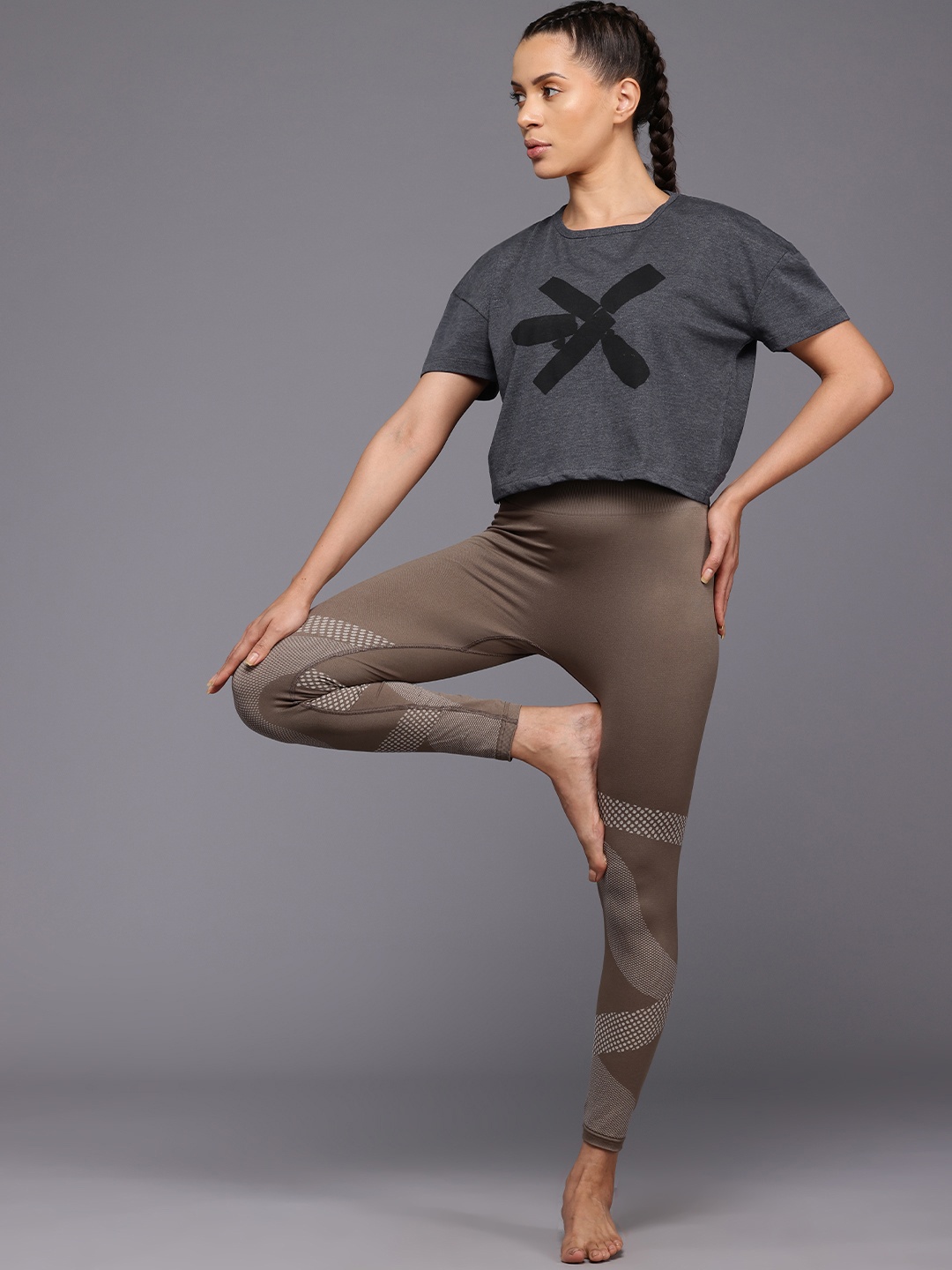 

HRX by Hrithik Roshan Printed Cut Out Back Yoga T-shirt, Grey