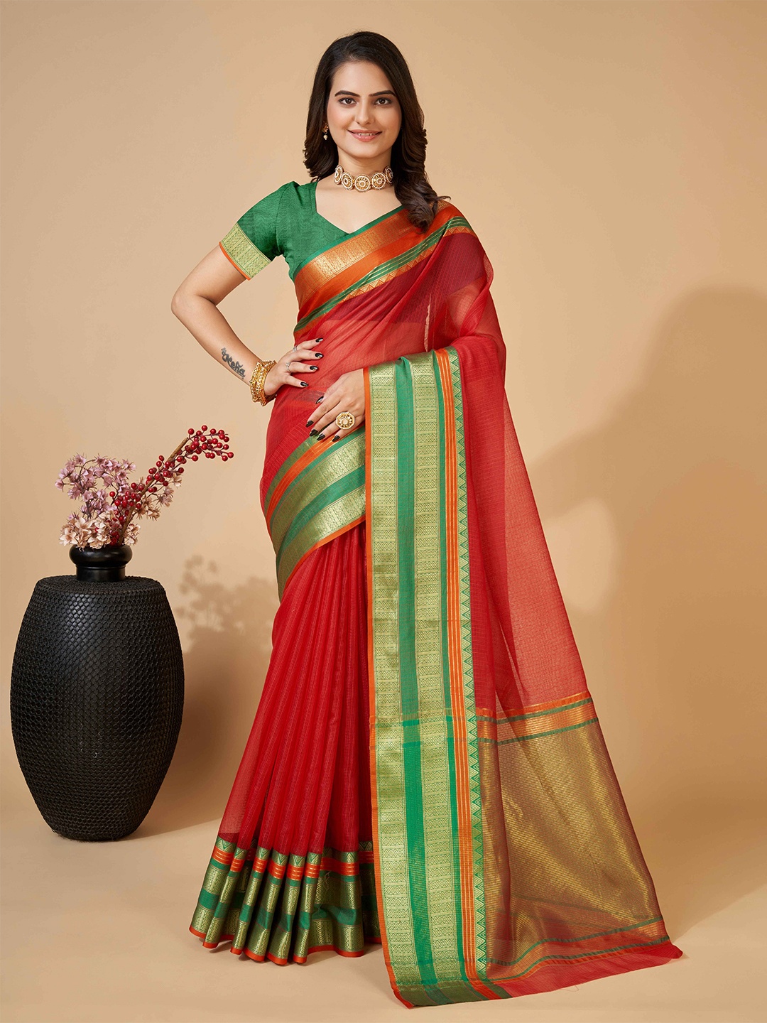 

HEER FASHION Woven Design Zari Banarasi Saree, Red