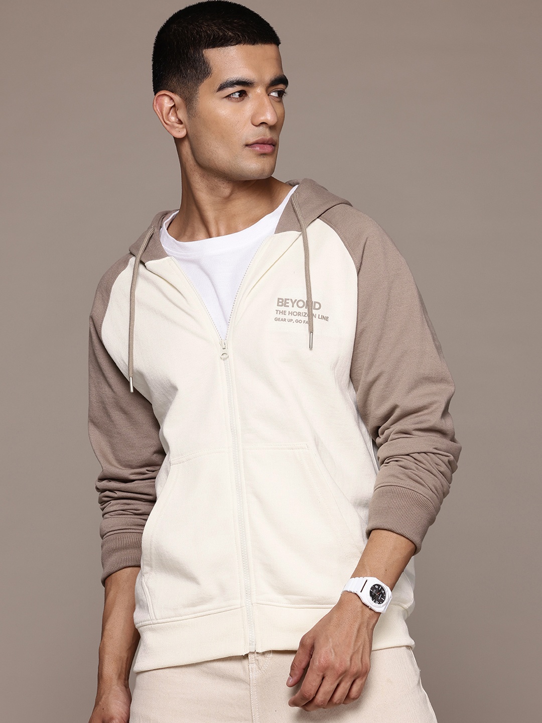 

The Roadster Lifestyle Co. Relaxed Fit Hooded Raglan Sleeves, Beige