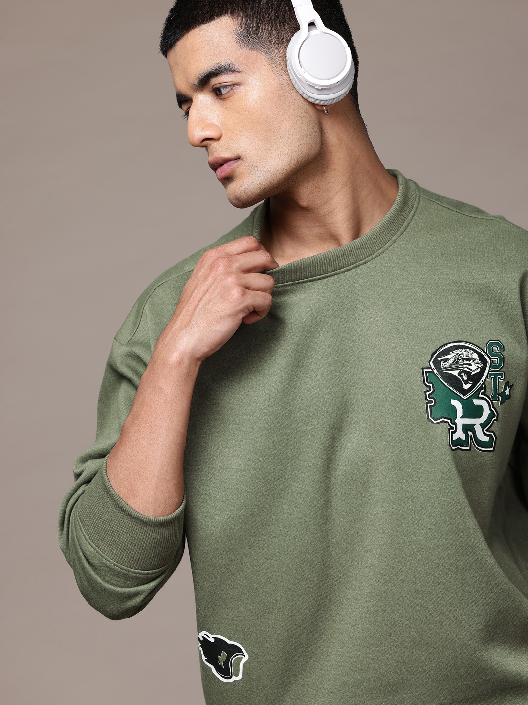 

The Roadster Lifestyle Co. Relaxed Fit Printed Sweatshirt, Green