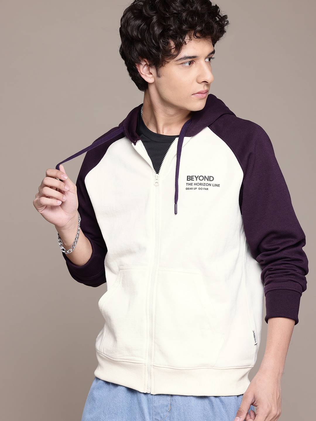 

The Roadster Lifestyle Co. Hooded Relaxed Sweatshirt, Cream