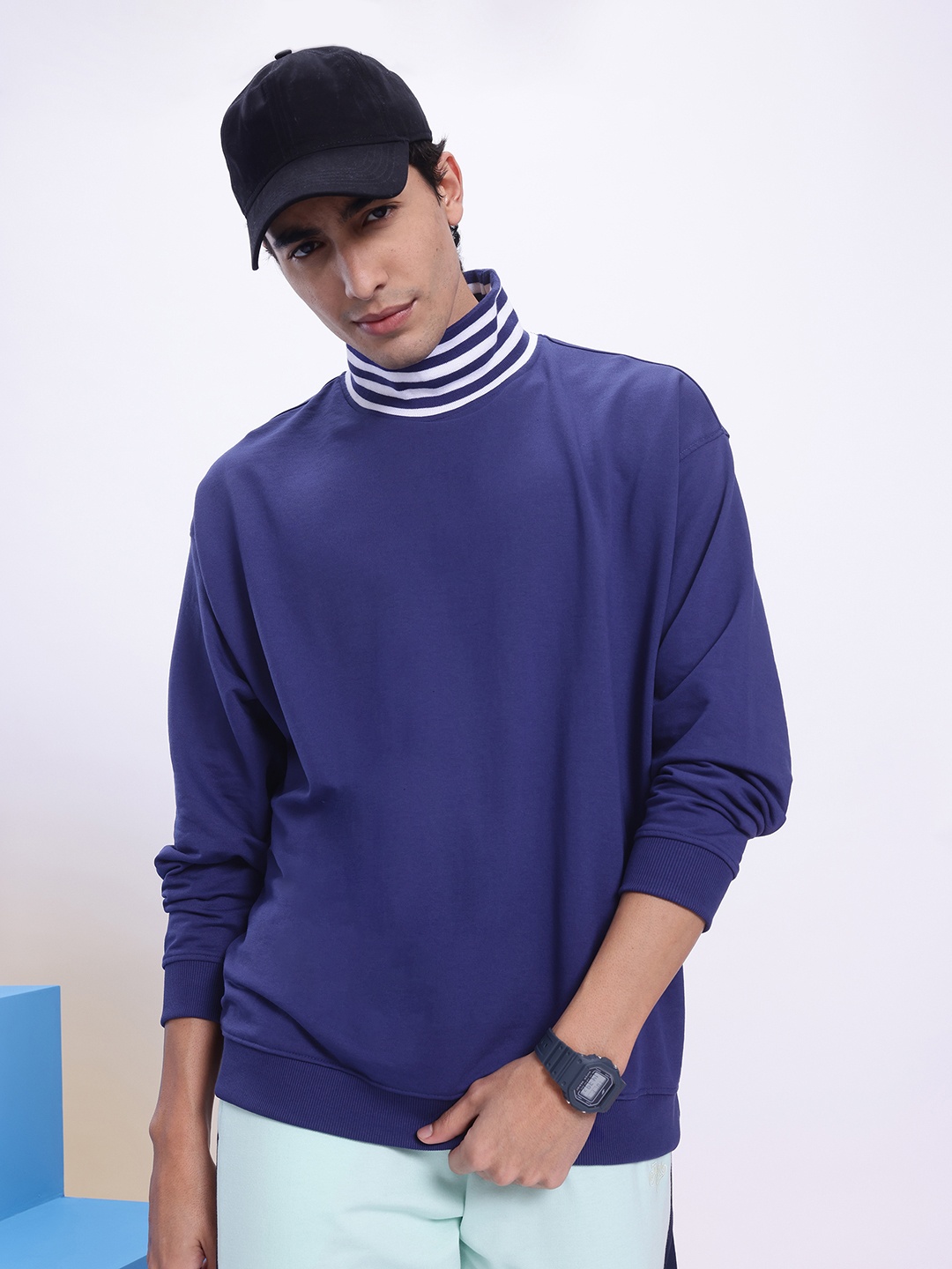 

Aeropostale Contrast Trims High Neck Sweatshirt, Blue
