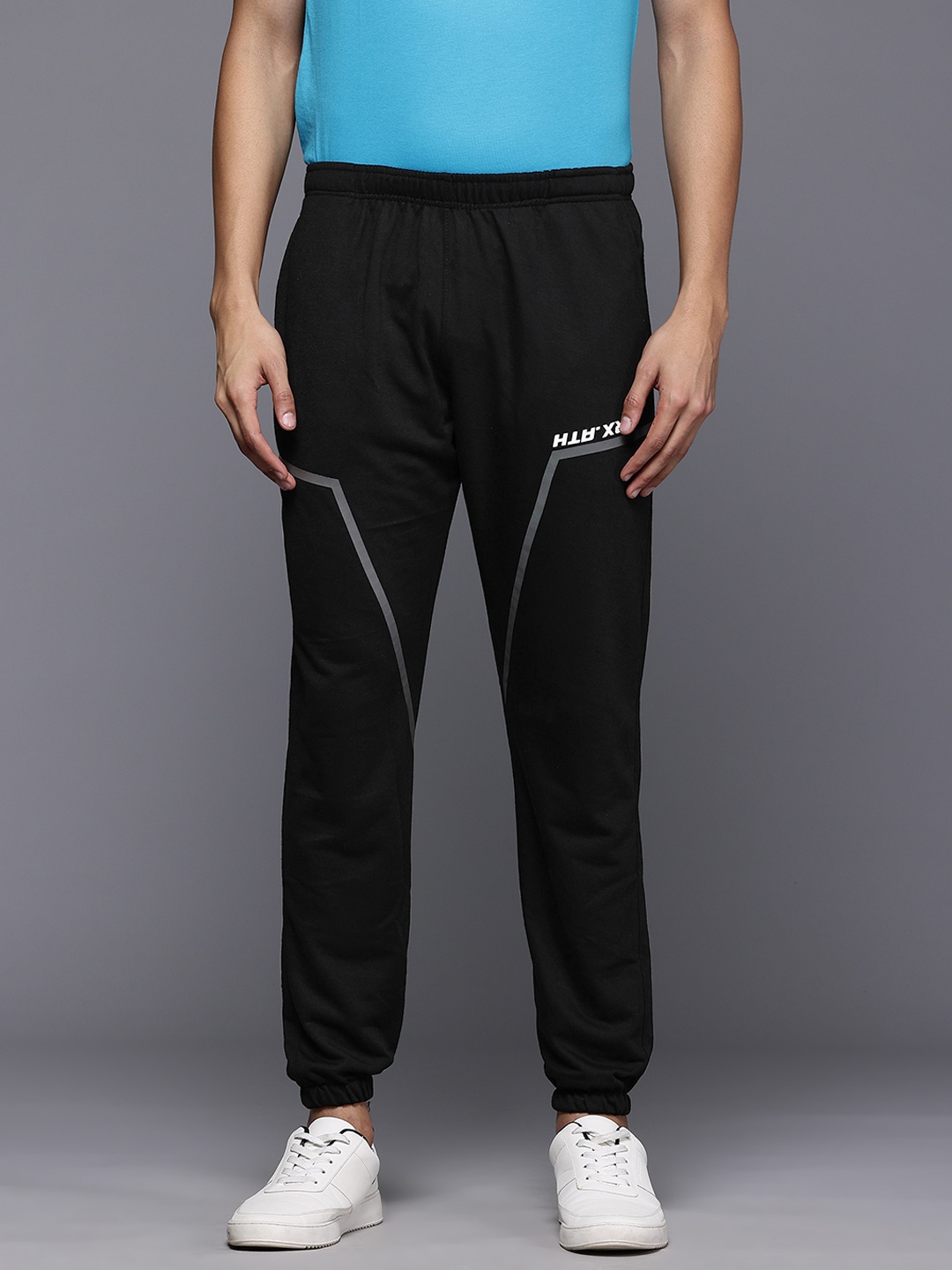 

HRX by Hrithik Roshan Men Printed Lifestyle Joggers, Black