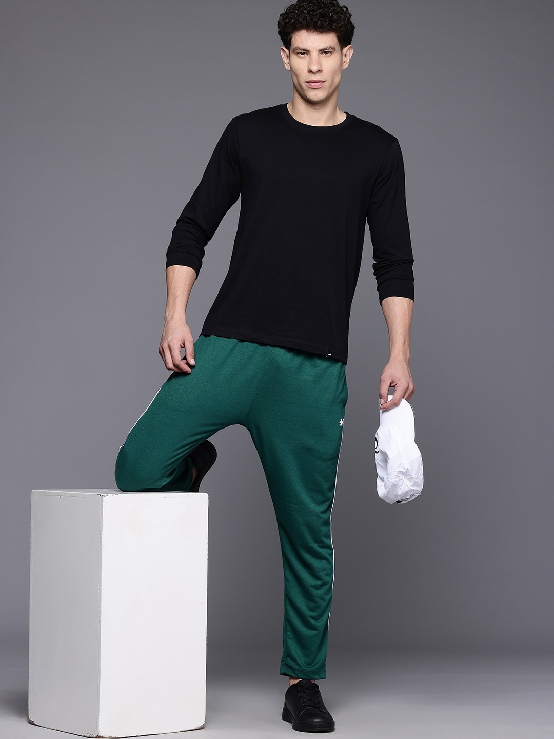 

HRX by Hrithik Roshan Men Lifestyle Track Pants, Green