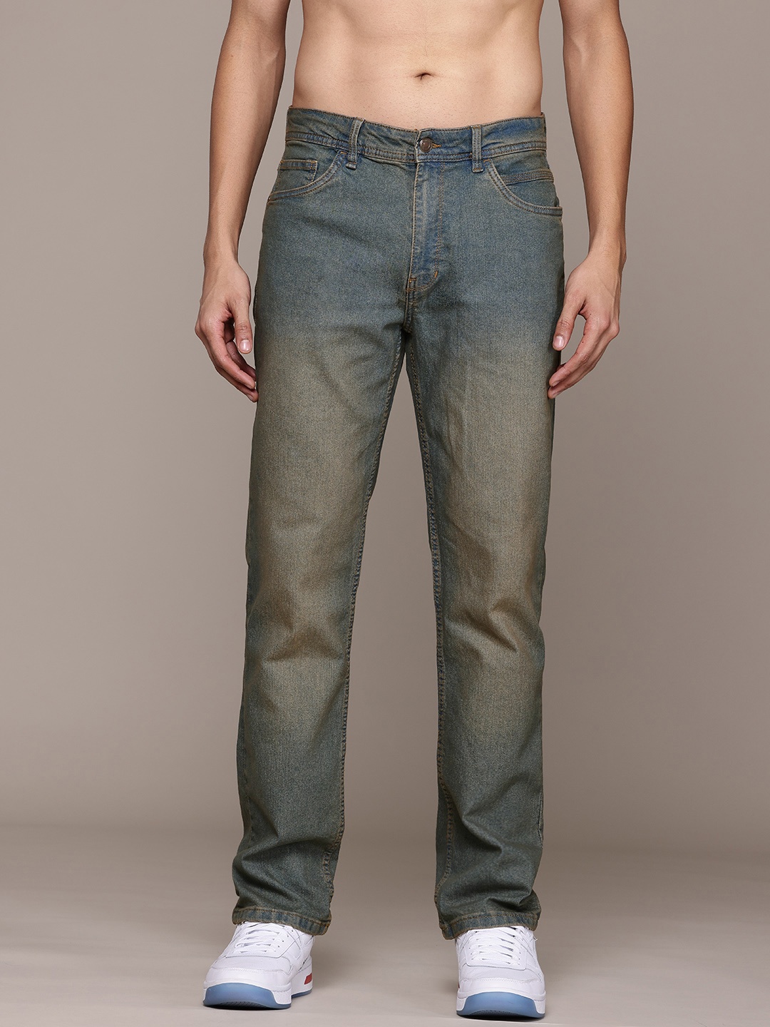 

The Roadster Lifestyle Co. Men Regular Fit Mid-Rise Stretchable Jeans, Blue