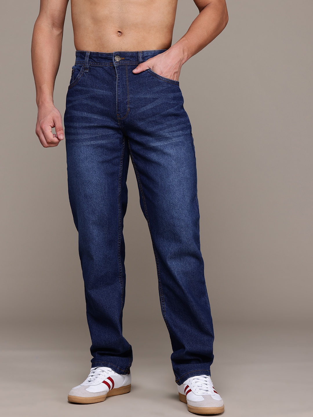 

The Roadster Lifestyle Co. Men Regular Fit Jeans, Navy blue