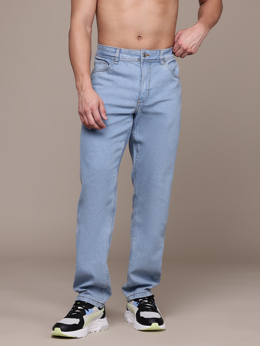 

The Roadster Lifestyle Co. Men Relaxed Fit Stretchable Jeans, Blue