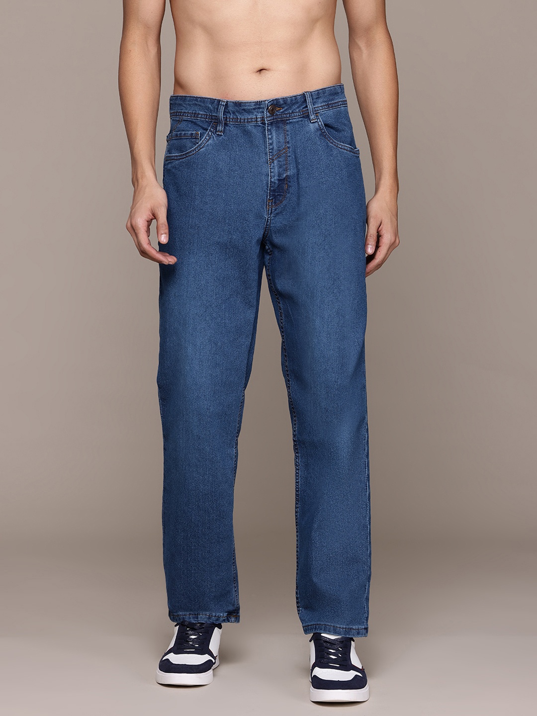 

The Roadster Lifestyle Co. Men Straight Fit Stretchable Jeans, Navy blue