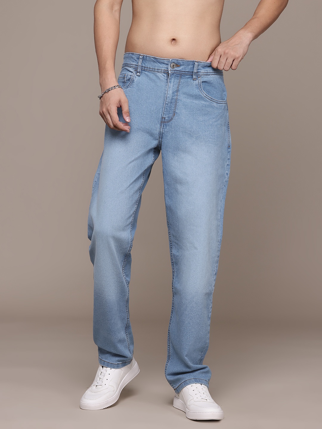 

The Roadster Lifestyle Co. Men Relaxed Fit Jeans, Navy blue