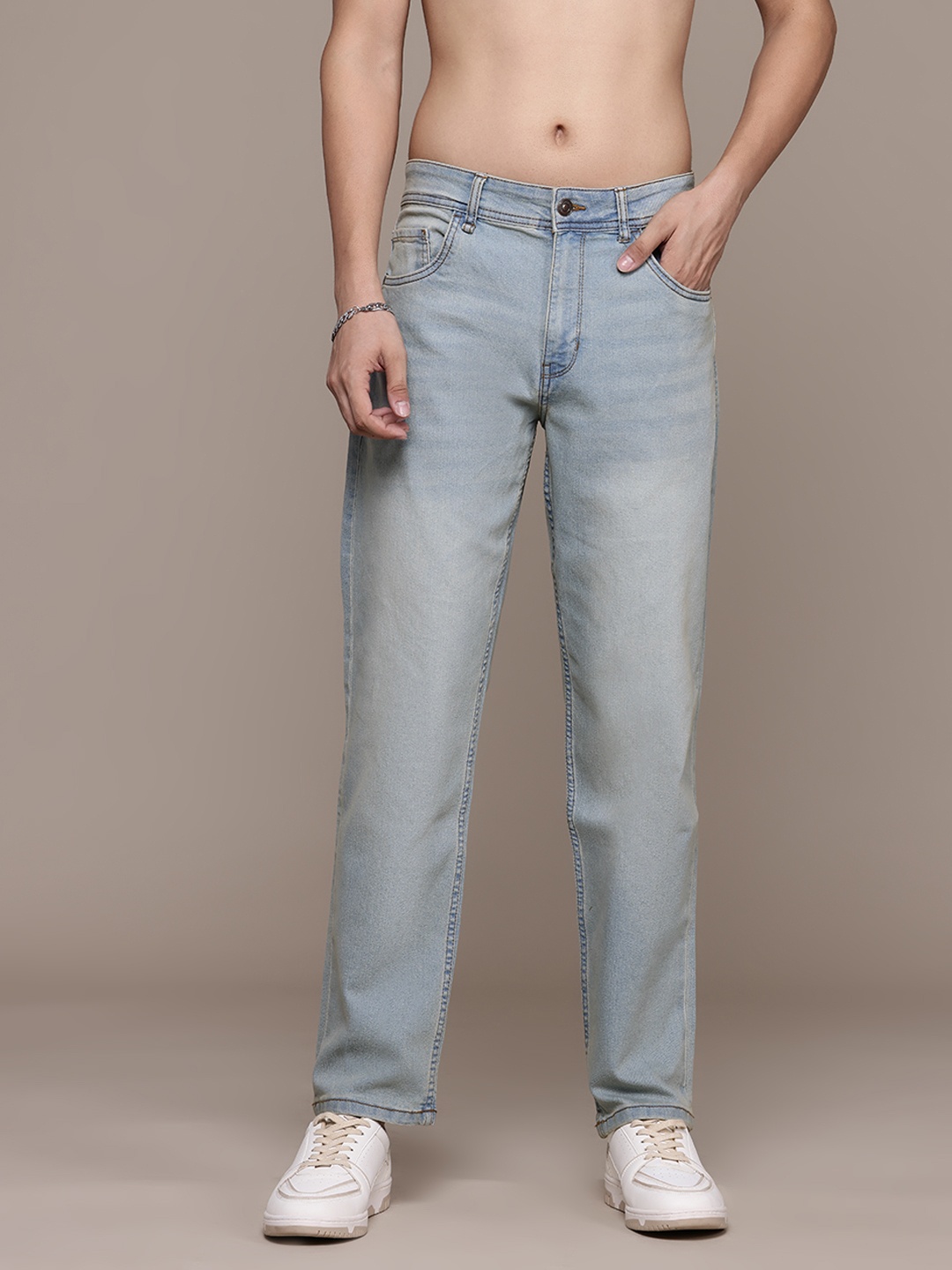 

The Roadster Lifestyle Co. Men Relaxed Fit Jeans, Blue