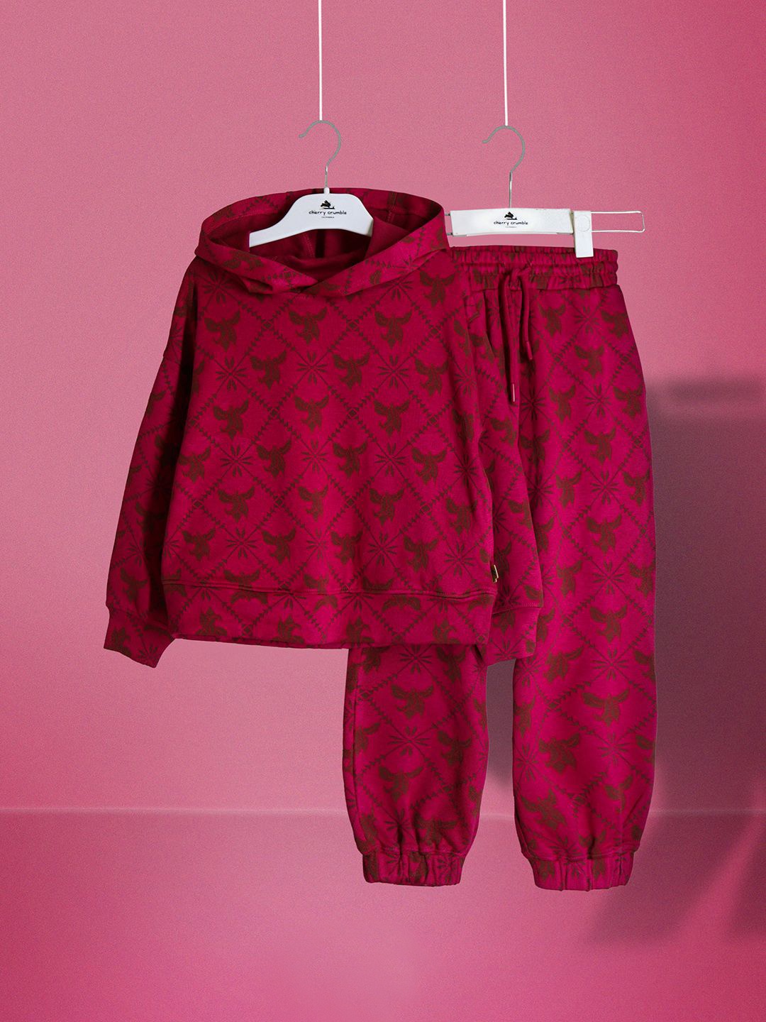 

Cherry Crumble Girls Printed Hooded Sweatshirt & Pyjamas, Fuchsia