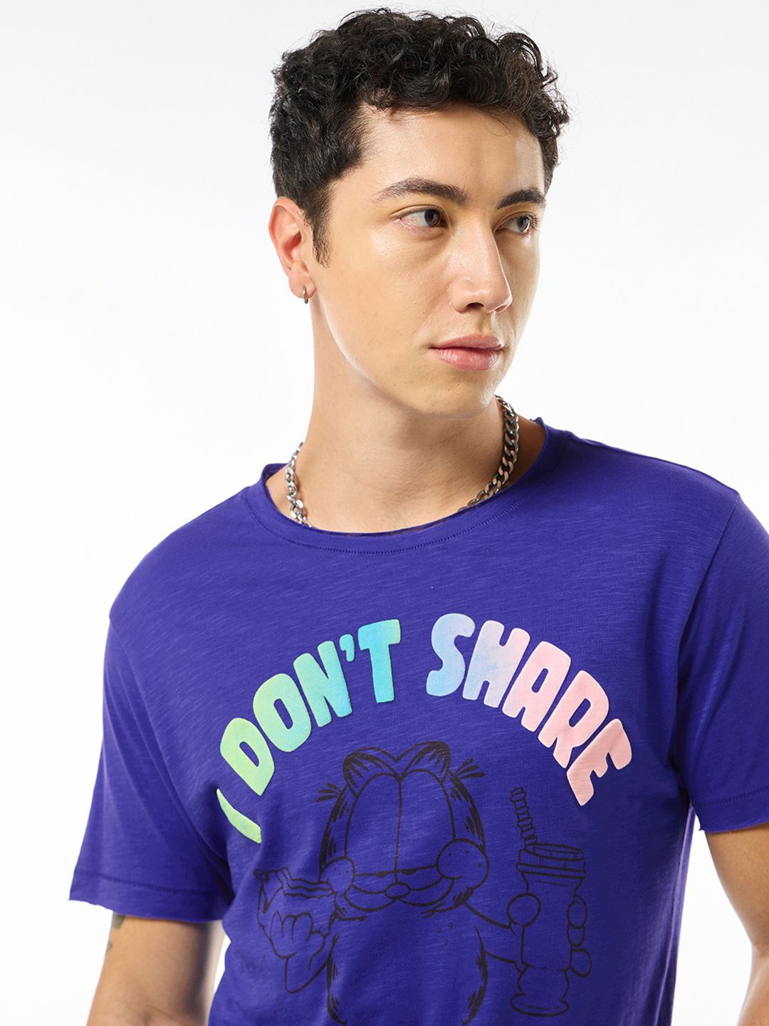 

Bewakoof Air 1.0 Men Blue Dont Share Food Graphic Printed T-shirt
