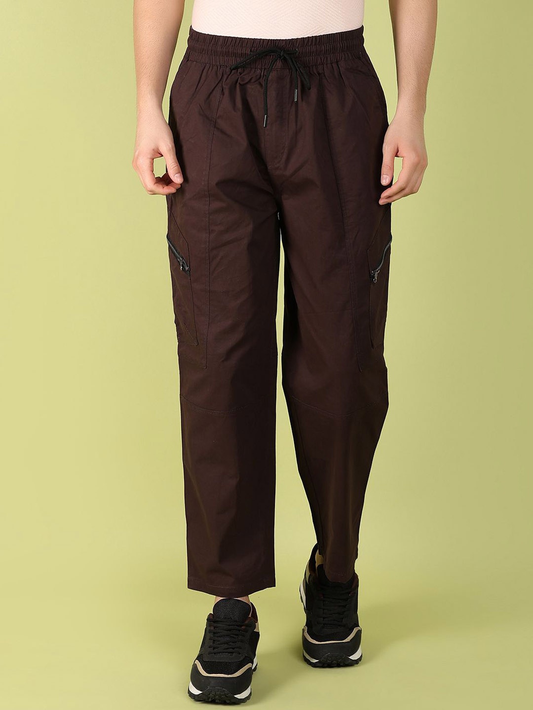 

V-Mart Men Cargos Trousers, Brown