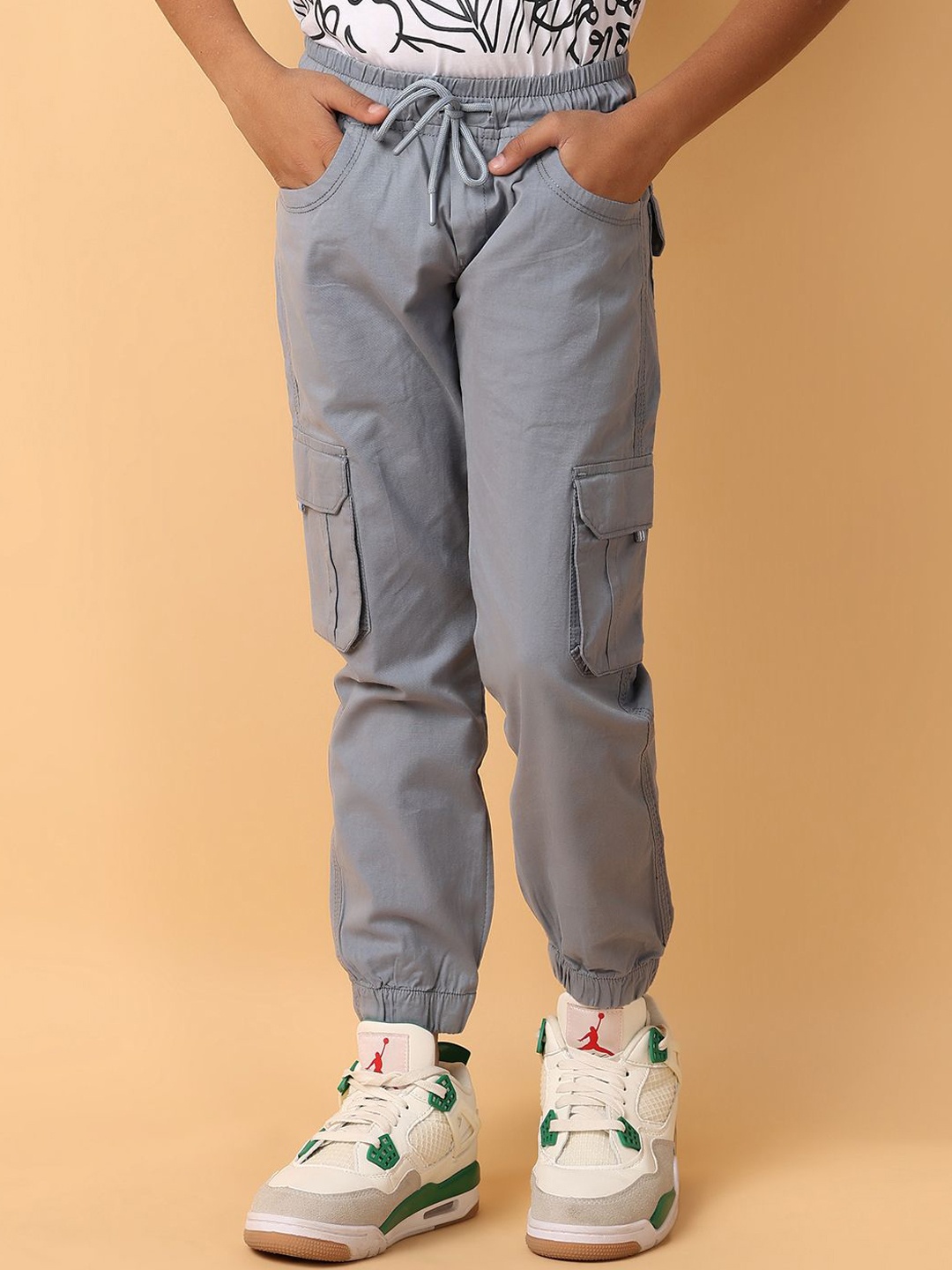 

V-Mart Boys Joggers Trousers, Grey
