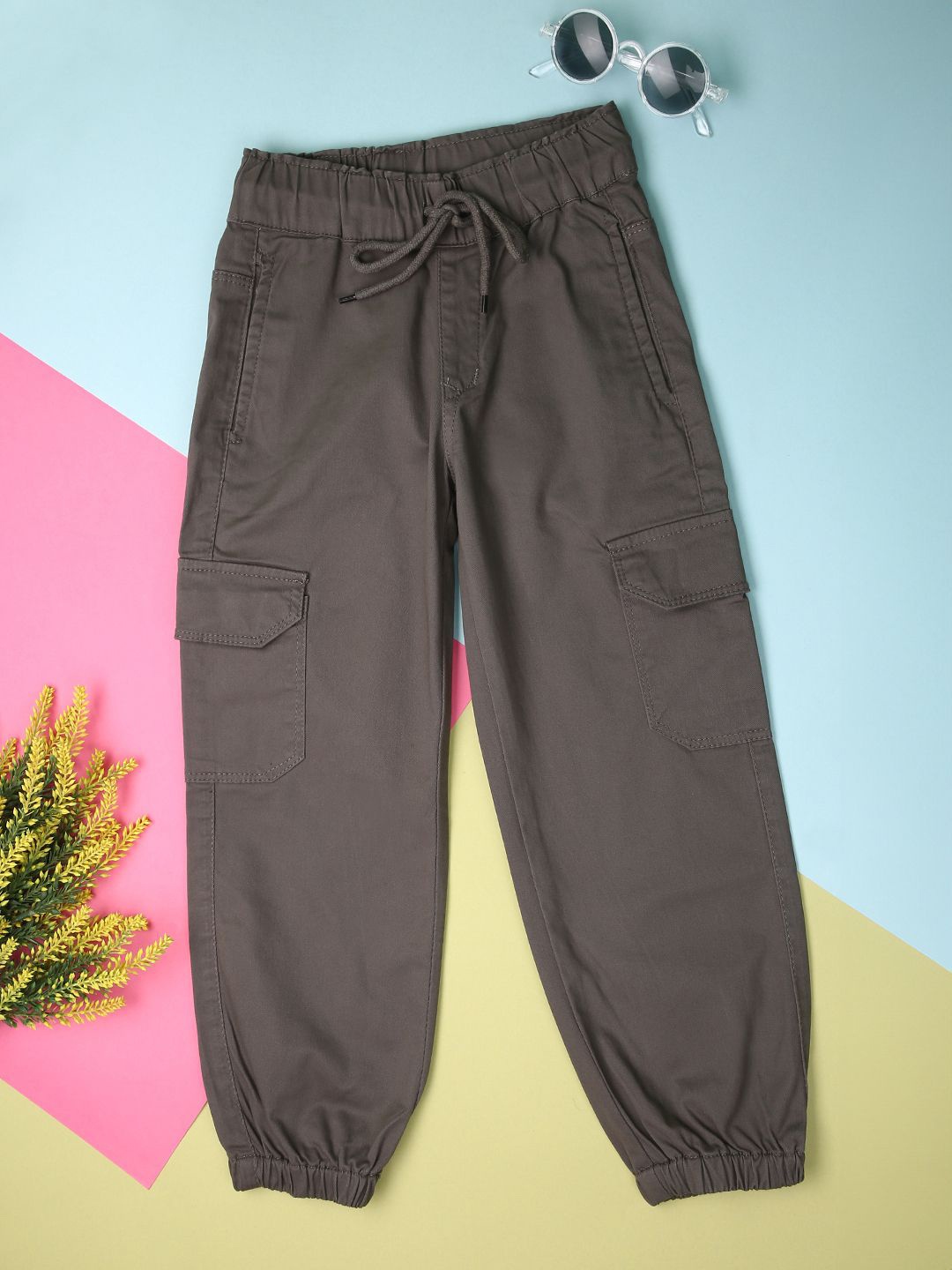 

V-Mart Girls Joggers Trousers, Grey