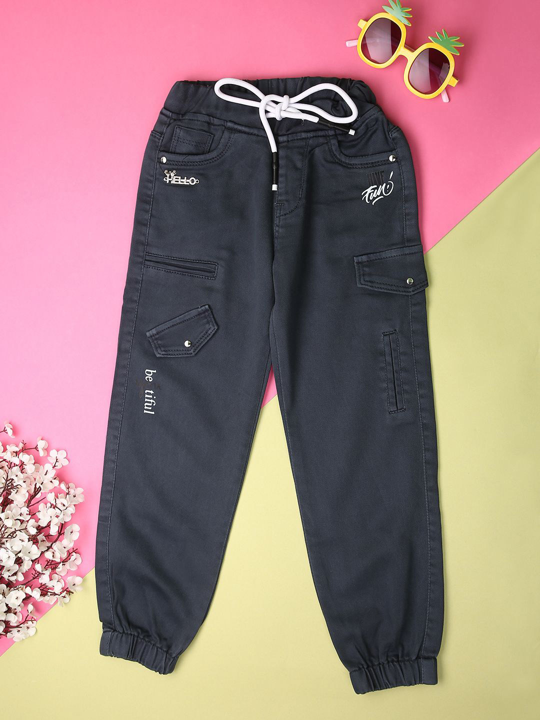 

V-Mart Girls Joggers Trousers, Grey
