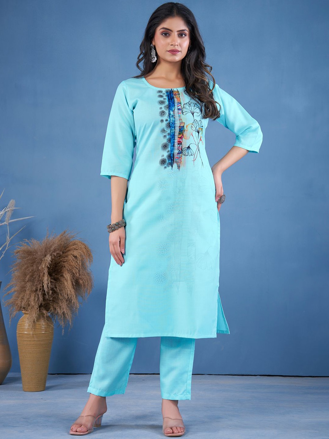 

STYLE SAMSARA Floral Printed Straight Kurta with Trousers, Sea green