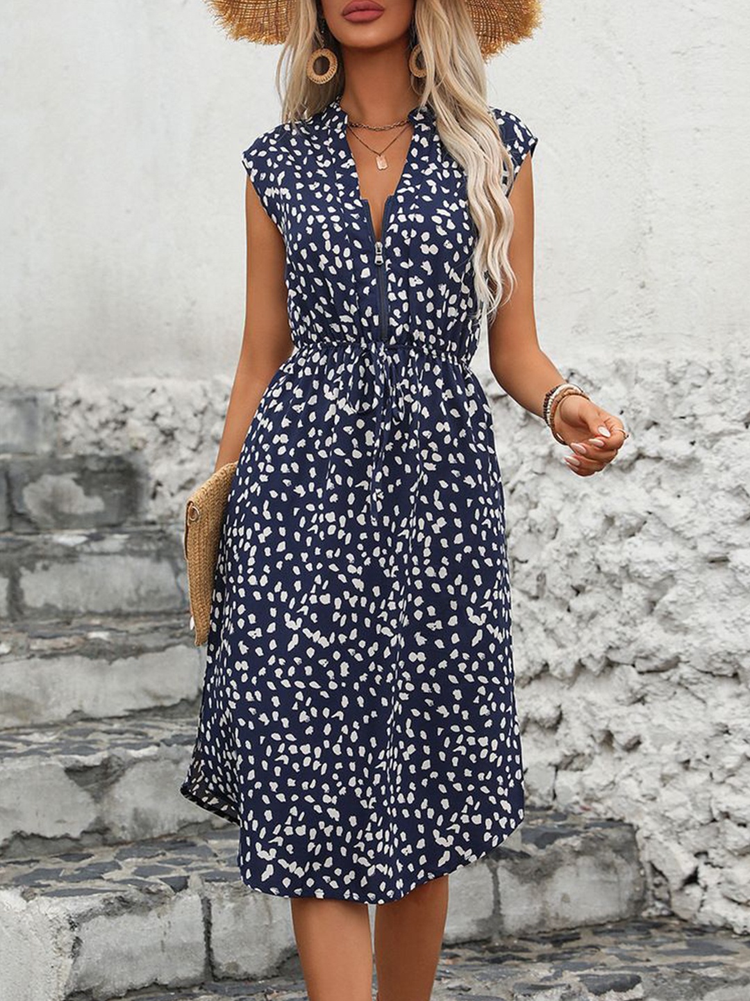 

StyleCast Women Mandarin Collar Printed Dress, Black