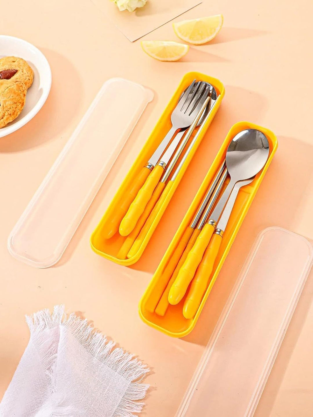 

HomeCloud Yellow 3 Pieces Stainless Steel Cutlery With Portable Box