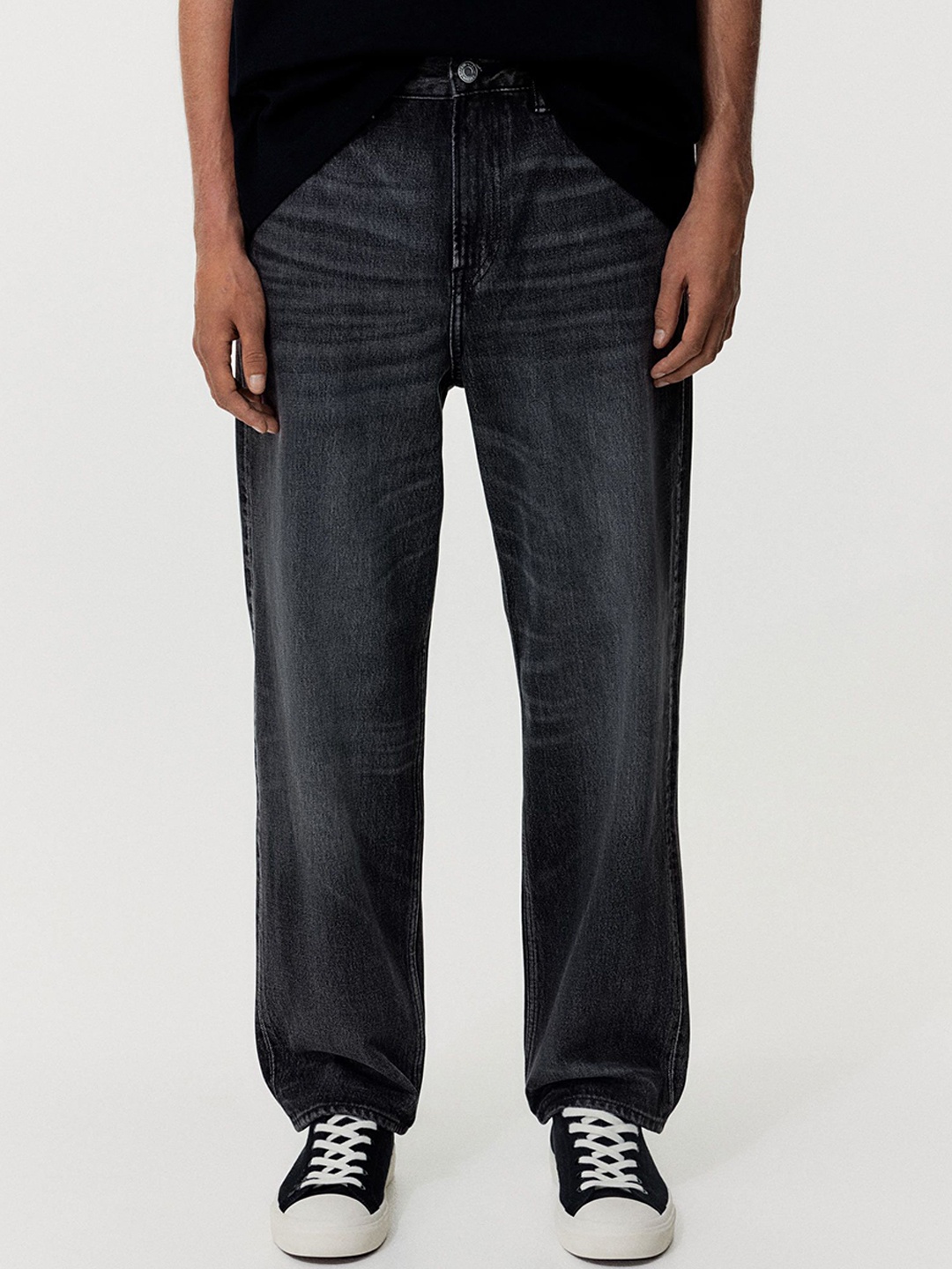 

H&M Men Pure Cotton Loose Jeans, Grey