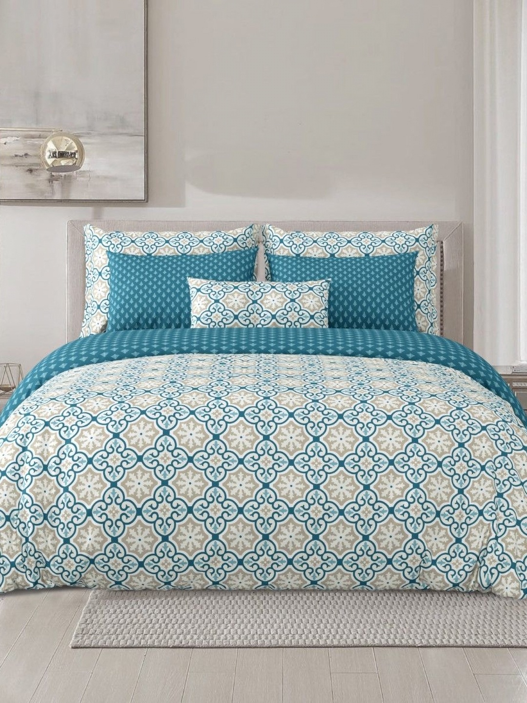

Salona Bichona Teal blue & White 4 Pieces Floral Cotton Double Queen Superfine Bedding Set