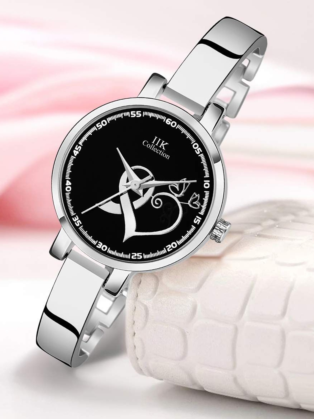 

IIK COLLECTION Women Round Dial Stainless Steel Bracelet Style Straps Analogue Watch, Silver