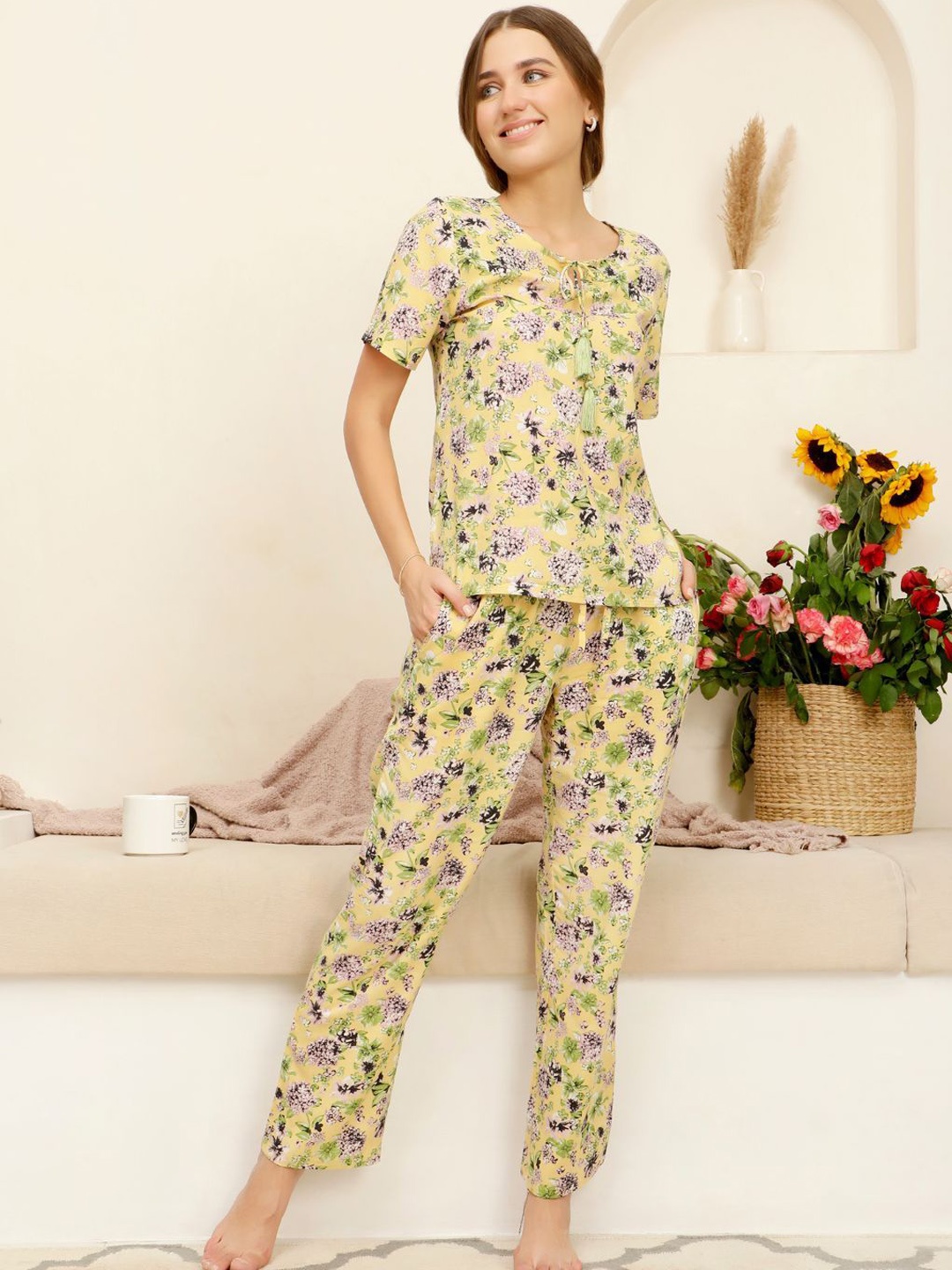 

Slumber Jill Floral Printed Nightsuit Set, Yellow