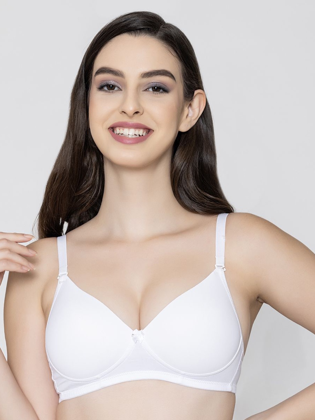 

B'ZAR Medium Coverage Lightly Padded Push-Up Bra- All Day Comfort, White